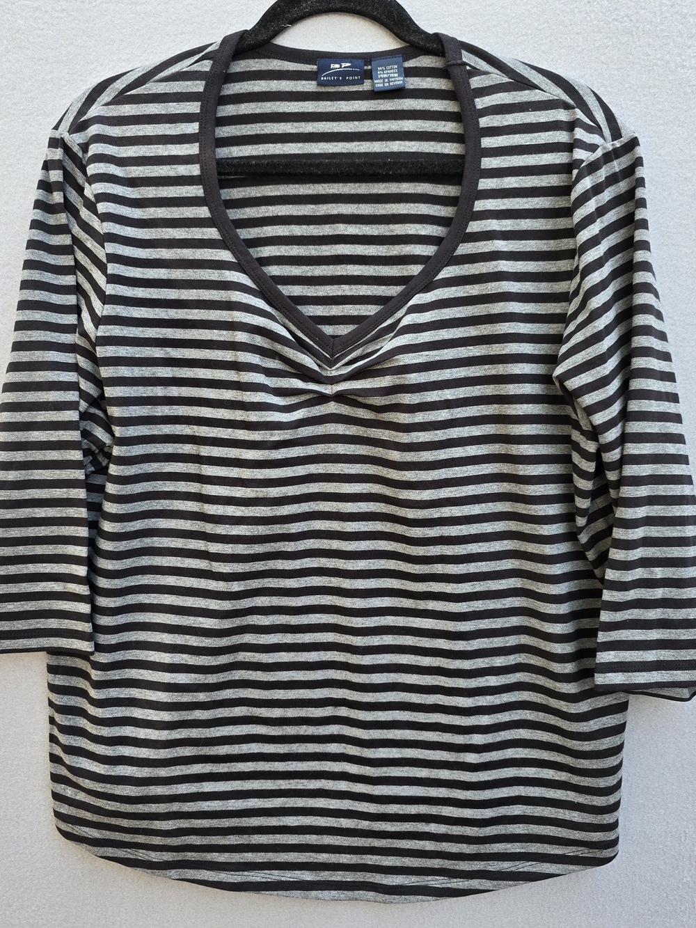 Bailey's Point Striped V-Neck Women’s Top in Black and Gray 14W/16W